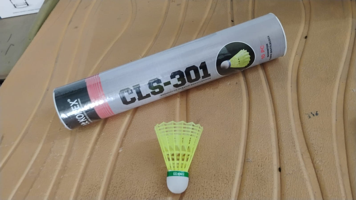 Bulk packaging of Konex badminton shuttlecock set for sports players